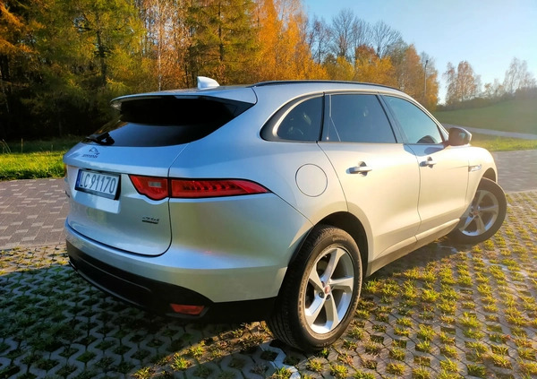 Jaguar F-Pace cena 116700 przebieg: 70000, rok produkcji 2017 z Chełm małe 154